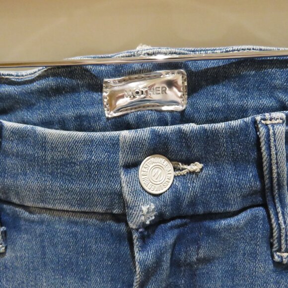 MOTHER High Waisted Looker Jeans in Doodling Damsel - Size US 27 - Picture 7 of 15